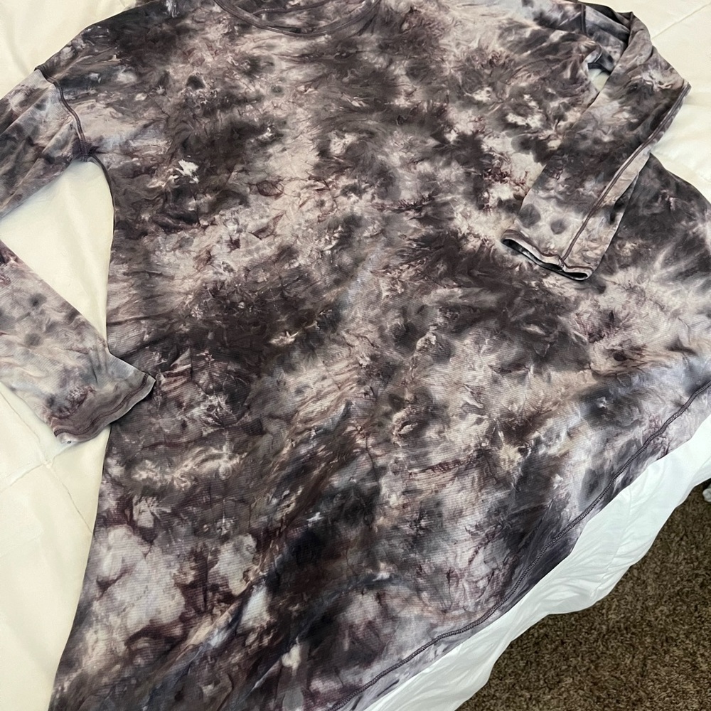 lululemon athletica Tie-Dye Long Sleeve Top - Black and Gray